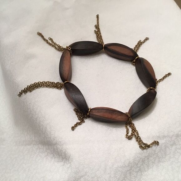 Wooden Links Antiqued Goldtone Bracelet - Picture 1 of 4